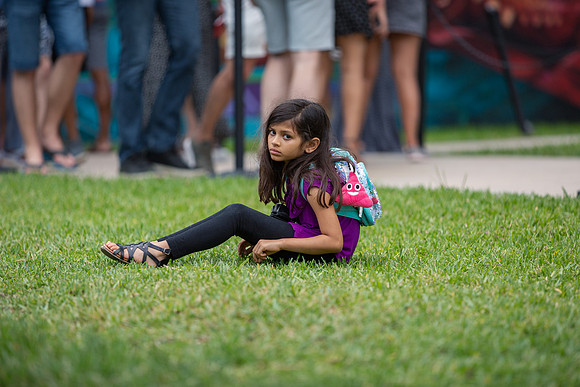 3F6A1047 Mikki n Sarah at Wynwood 5 4 19 SM Full Rez