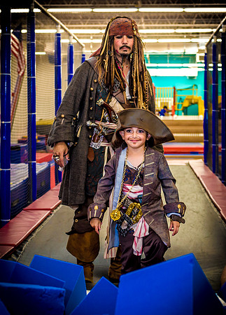 3F6A9079 Captain Mannys Pirate Bday SM
