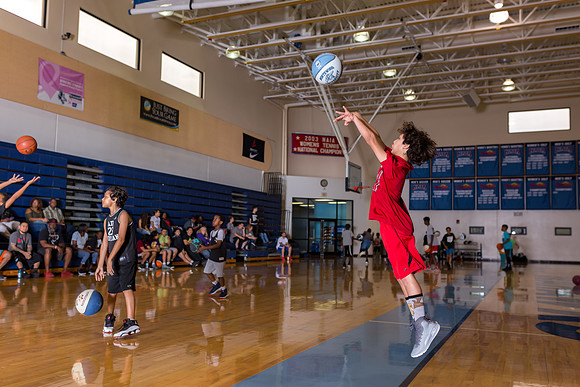 3F6A8198 Hatt BMacks Bball Youth Camp SM