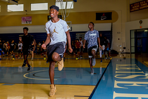 3F6A8281 Hatt BMacks Bball Youth Camp SM
