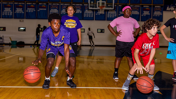3F6A8417 Hatt BMacks Bball Youth Camp SM