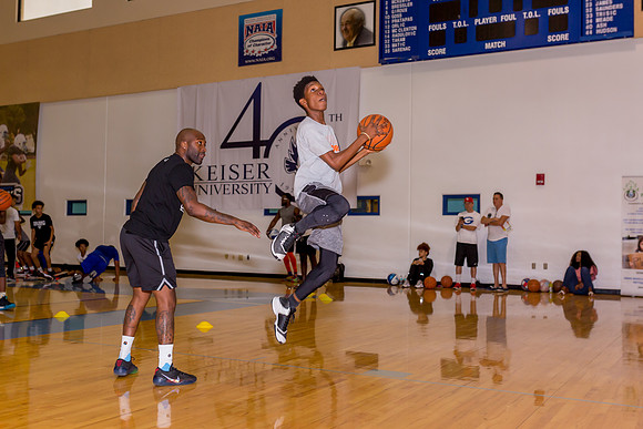 3F6A8461 Hatt BMacks Bball Youth Camp SM