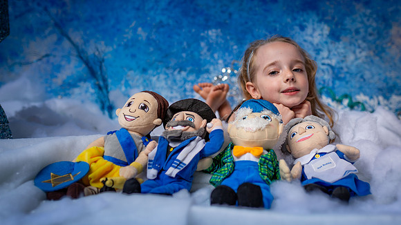 3F6A7286 Winter Wonderland Photoshoot SM Lindsey G CC proofs