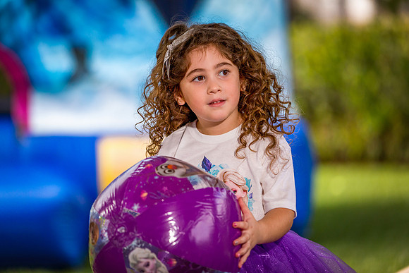 3F6A9647 Madison Naparstek 4th Bday SM Full Rez cc
