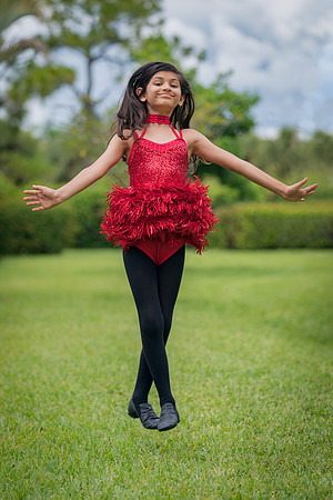 DSC05138 Sarah in Costumes 5 16 20-Edit SM Full Rez